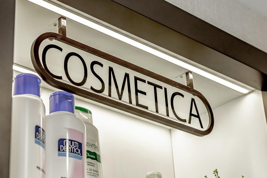 Farmacia Elfo Calle Elfo 61 Madrid detalle 3