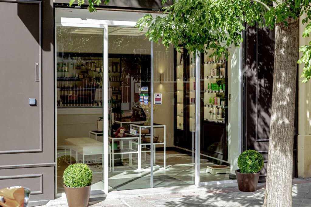 Farmacia Elfo Calle Elfo 61 Madrid exterior 4