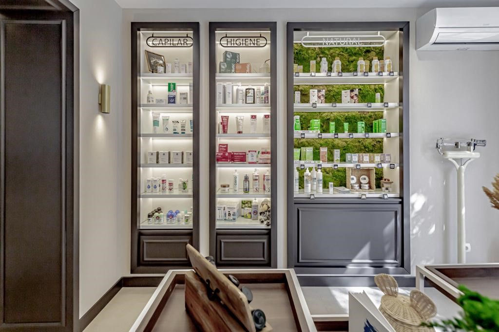 Farmacia Elfo Calle Elfo 61 Madrid interior 38